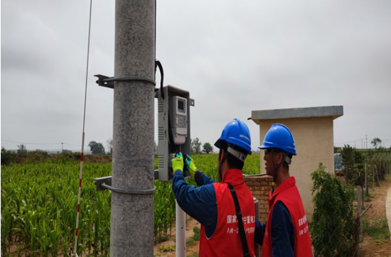 國網鹽池縣供電公司 一張服務卡架起連心橋，電力節能設備點亮綠色未來